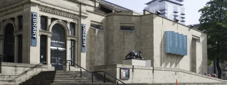 Beautiful Apartment by Leeds Art Gallery